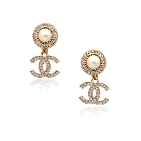 chanel earrings.